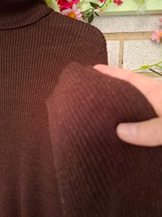 Jersey de punto tipo canalé marrón chocolate Zara