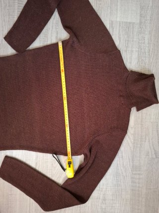 Jersey de punto tipo canalé marrón chocolate Zara