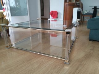 Mesa de centro acrílico y cristal