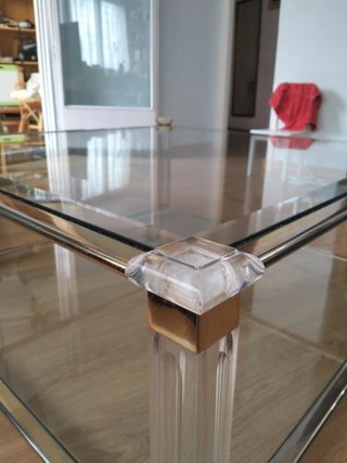 Mesa de centro acrílico y cristal