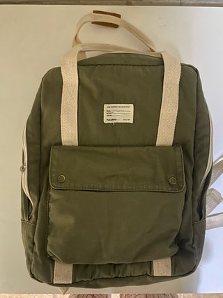 Mochila Pull&Bear verde mediana