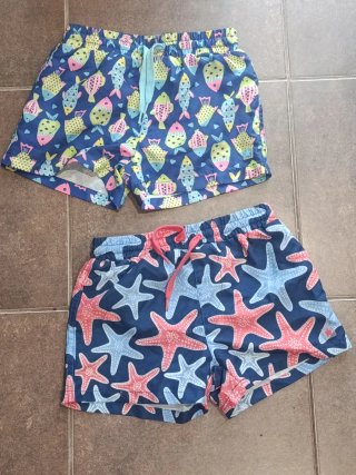 Lote 2 bañadores niño T4 peces y estrellas