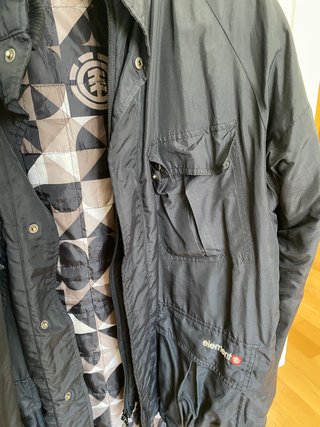 Parka Element Negra y Multicolor