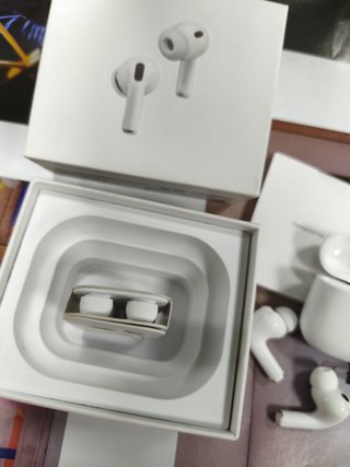 Apple AirPods Pro 3