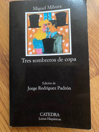 Tres sombreros de copa