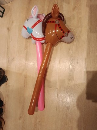 2 Cavallini Gonfiabili