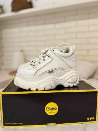 Zapatillas Buffalo Blancas con Plataforma