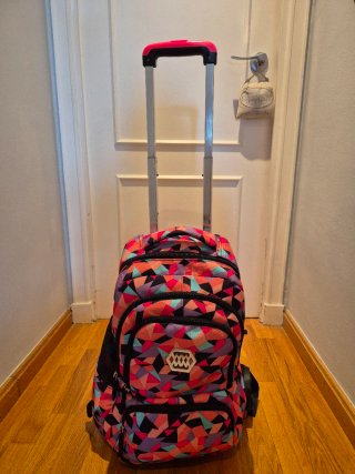 Mochila escolar con carro