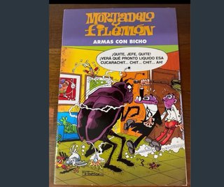 Cinco. Tebeos, cómics de Mortadelo y Filemón.