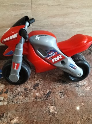 Moto roja para niños 1-3 años