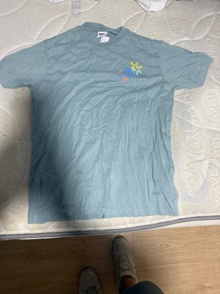 Camiseta Pukas