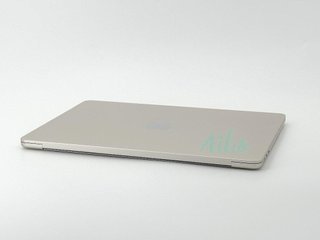 MacBook Air 13" M2 (2022) 8 CPU/8 GPU núcleos - SSD 512Gb - RAM 8GB - Dorado
