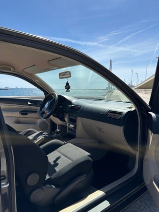 Volkswagen Golf 2001