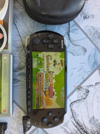 Sony PSP 3001 Nero + Giochi