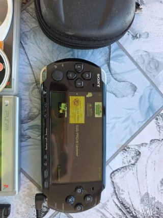 Sony PSP 3001 Nero + Giochi