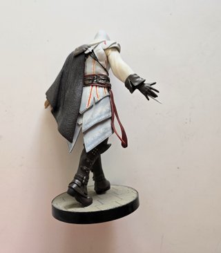 Figura Ezio Auditore Assassin's Creed II Blanca