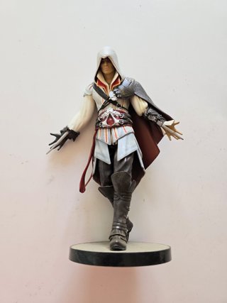 Figura Ezio Auditore Assassin's Creed II Blanca