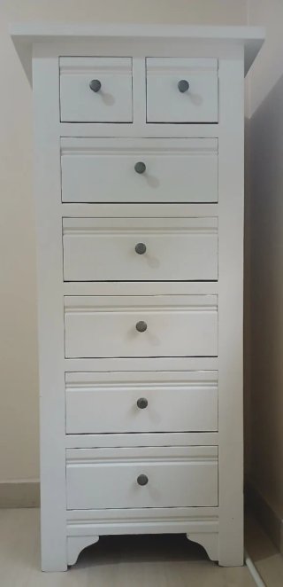 Mueble Auxiliar Blanco con Cajones