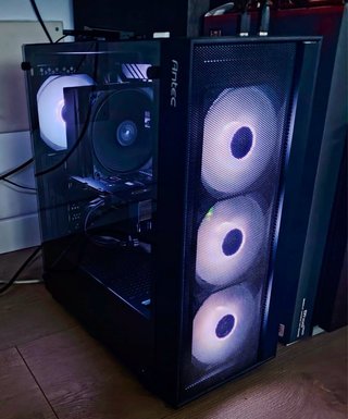 PC Gaming gama alta con menos de 1 año