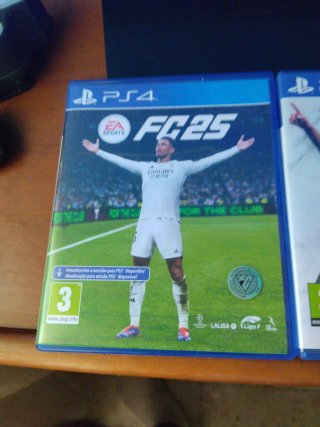 Pack 2 Juegos PS4: EA Sports FC 23 y FC 25