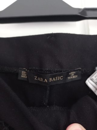Pantalón ZARA Negro nuevo