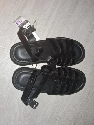 Sandalias negras Primark talla 38