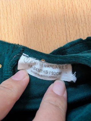 Vestido verde con lunares dorados bebé niña 18-24M