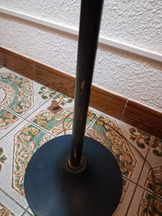 Lámpara de pie vintage con mesa mármol