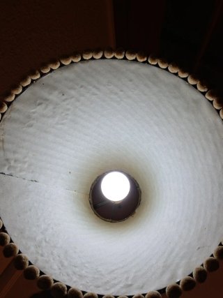 Lámpara de pie vintage con mesa mármol