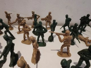 Set de Soldados de Plástico
