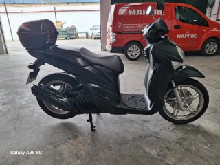 Yamaha Xenter 125cc Maxi Scooter