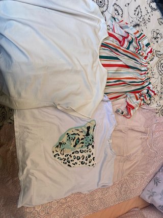 Pack de 4 camisetas variadas