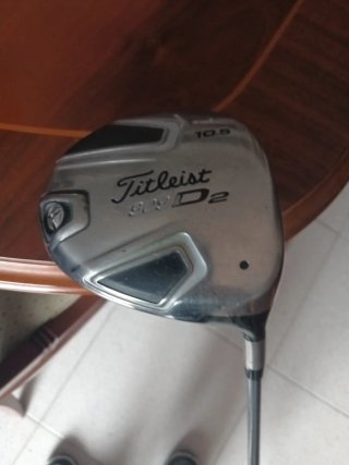 Driver de Golf Titleist 909 D2