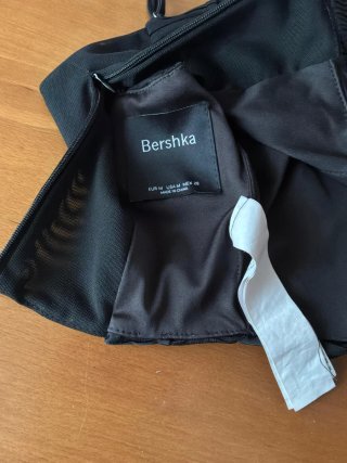 Top Corsé Negro Bershka