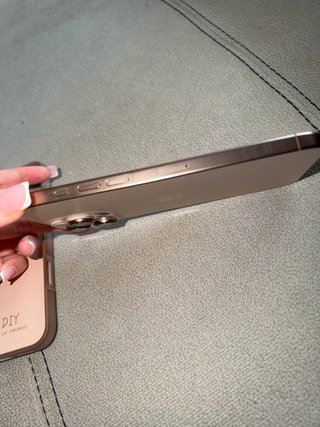 iPhone 16 Pro Max 256GB Dorado