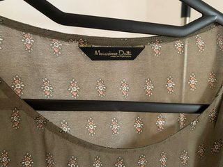 Blusa Massimo Dutti verde estampada