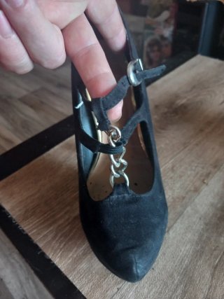 Zapato tacón alto plataforma negro