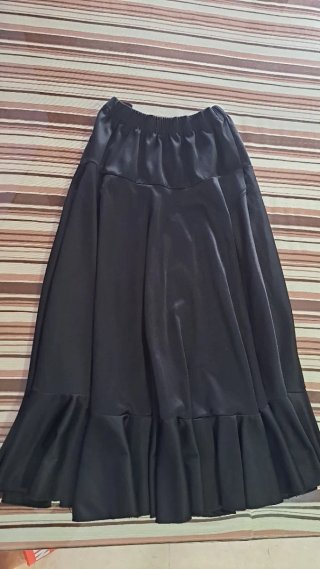 Falda flamenca negra talla 6
