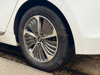 Hyundai IONIQ 1.6 GDI PHEV Tecno DCT