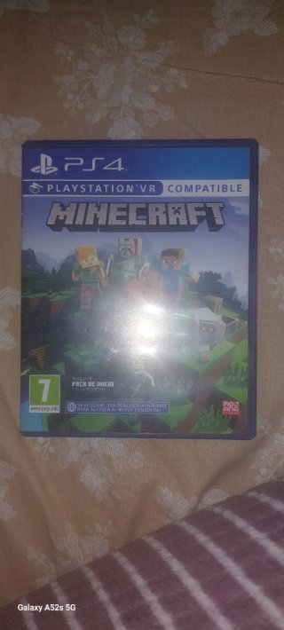Minecraft PS4 VR Compatible