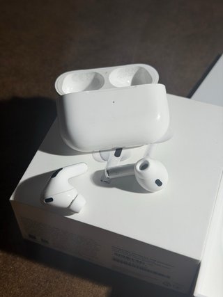 AirPods Pro 2 Apple