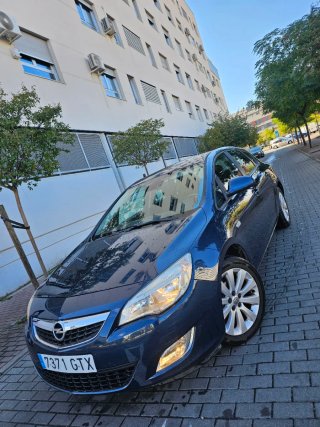 Opel Astra 2010 distintivo C.. 169000km