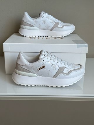 Scarpe Guess bianche e beige Tg 35