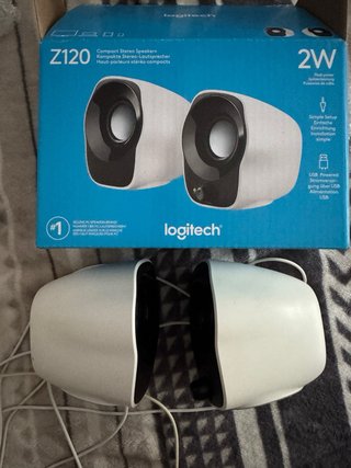 Altavoces Logitech Z120 Compactos USB