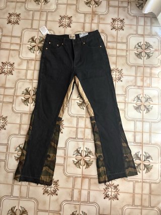 Jeans Gallery Dept.