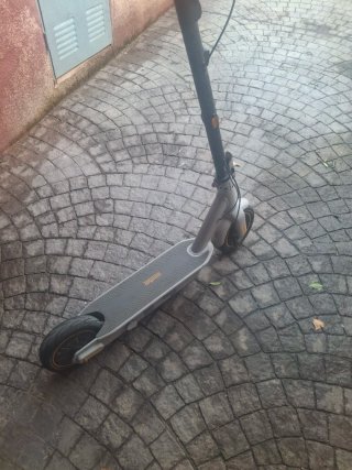 Ninebot G30 Patinete Eléctrico