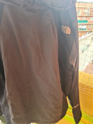 Chaqueta cortavientos The North Face