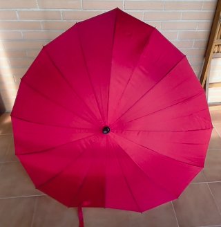 Paraguas Legami en forma de corazón