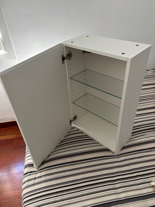 Armario de baño con espejo