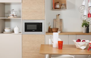 Microondas INDESIT MWI 120 GX 20L 800W